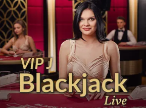 马丁：下半场我们在控球和寻找空间方面有所提升，创造了一些机会